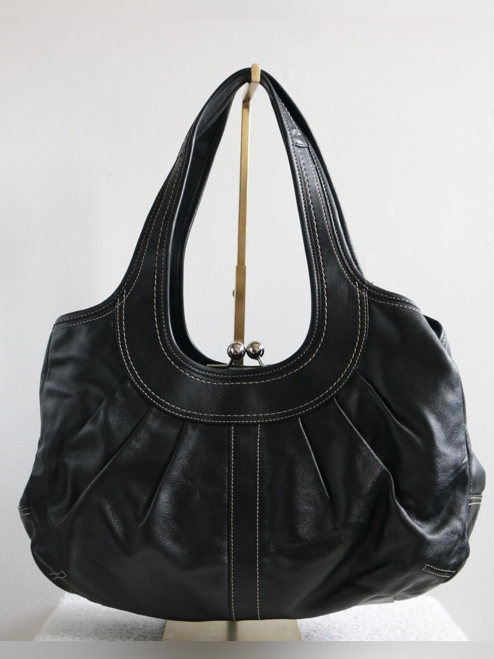 Vintage Coach Pleated Ergo Kisslock Shoulder Bag Black